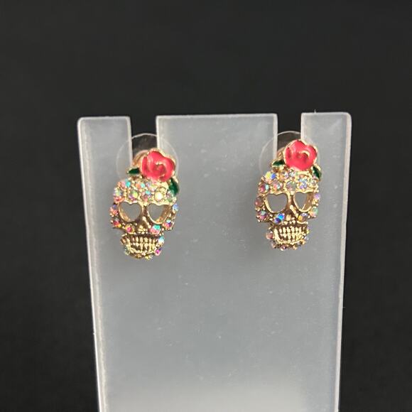 Sugar Skull Rhinestone Enamel Pink Rose Heart Eyes Post Earrings - Picture 2 of 6